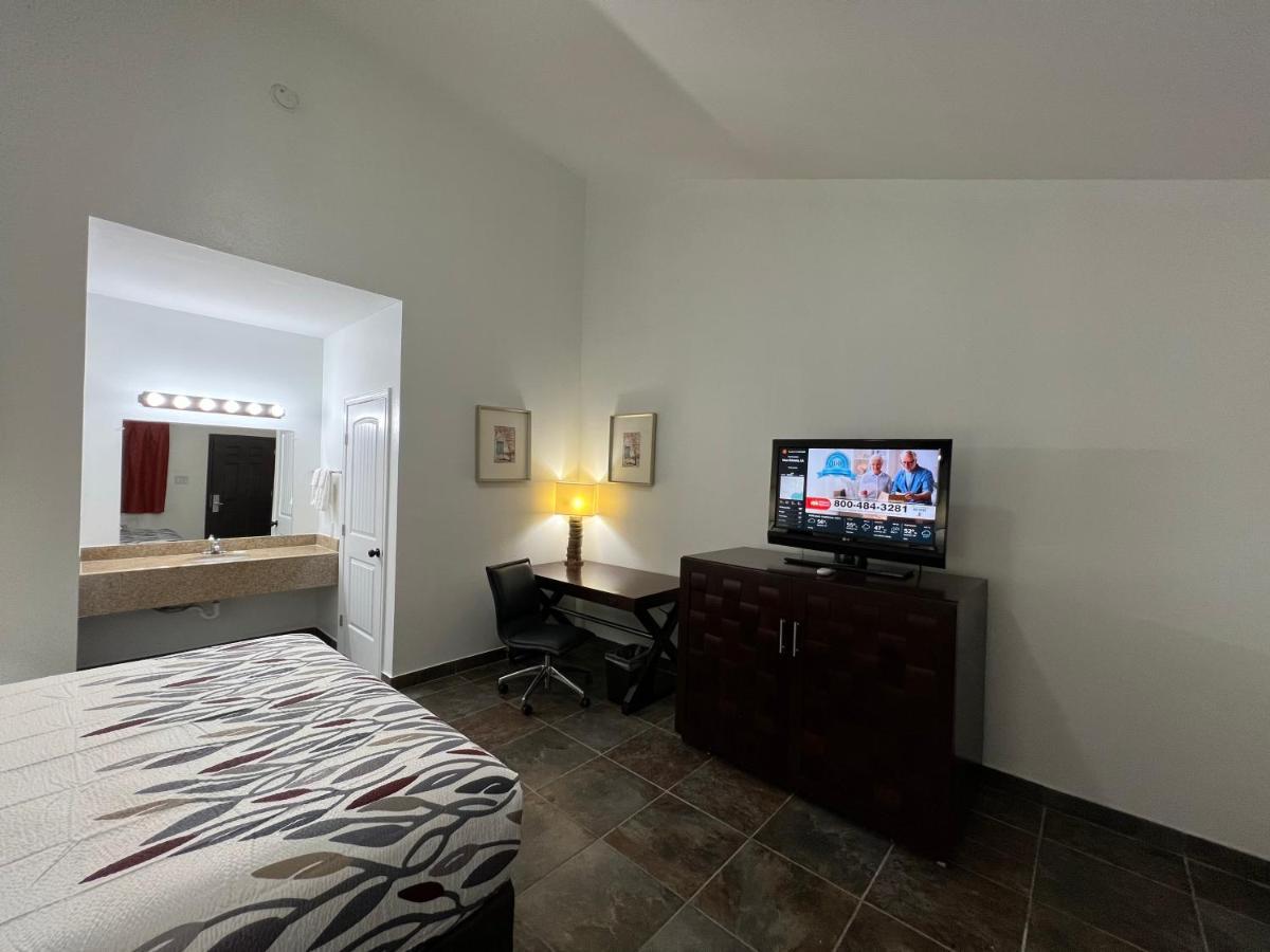 Bass Inn - Choke Canyon National Park Simmons Екстер'єр фото